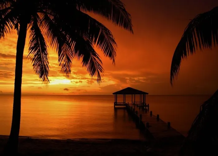 Coco'S Beachfront Cabanas